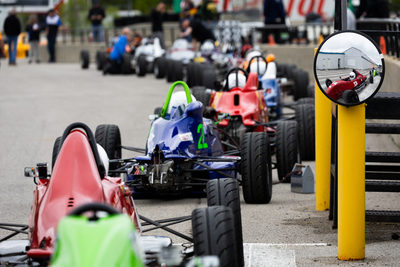 Formule 1600 en photos, 17-19 mai Victoria Day à Motorsport Park, ONT - Photo ID No.2401-240523062032