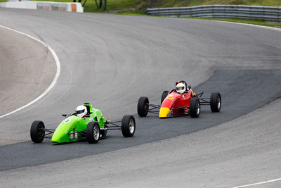 Formule 1600 en photos, 17-19 mai Victoria Day à Motorsport Park, ONT - Photo ID No.2401-240523062105