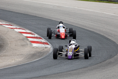 Formule 1600 en photos, 17-19 mai Victoria Day à Motorsport Park, ONT - Photo ID No.2401-240523062211