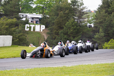 Formule 1600 en photos, 17-19 mai Victoria Day à Motorsport Park, ONT - Photo ID No.2401-240523062356