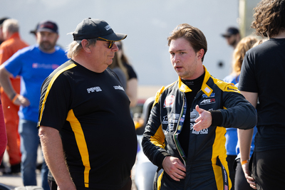 Formule 1600 en photos, 17-19 mai Victoria Day à Motorsport Park, ONT - Photo ID No.2401-240523062847