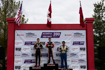 Formule 1600 en photos, 17-19 mai Victoria Day à Motorsport Park, ONT - Photo ID No.2401-240523063024